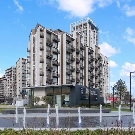 Luxury 2 Beds Apartment In White City